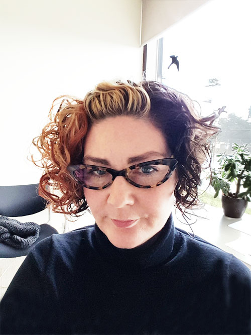 Great #highered content pros to follow: Avalee Harlton (@avalulubelle) from York University